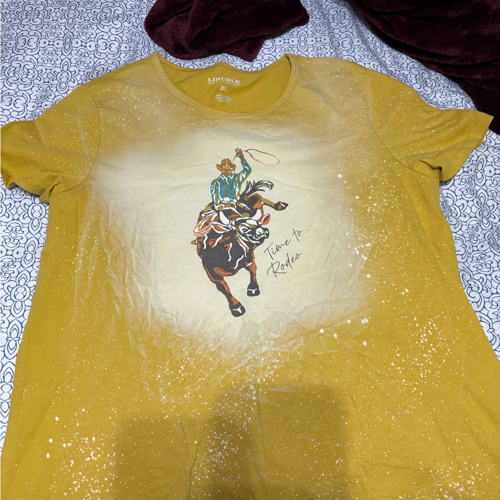 Women’s Yellow Cowboy Graphic T-Shirt